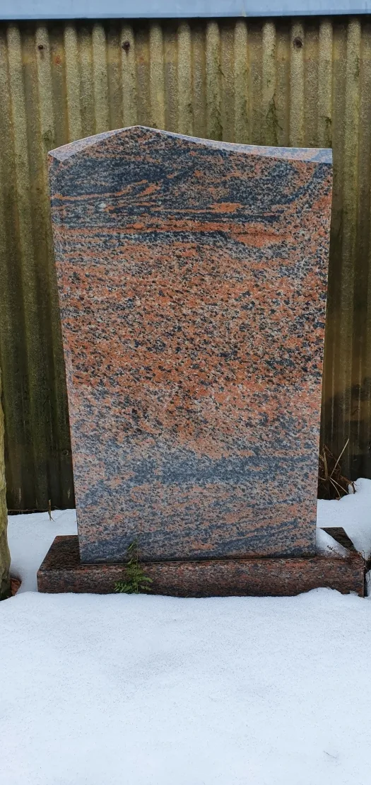 753