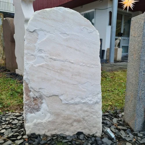 866