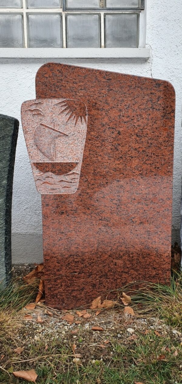 Einzelstein mit Ornament