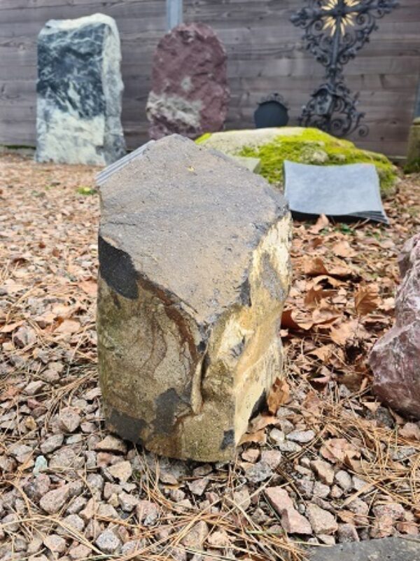 Stele