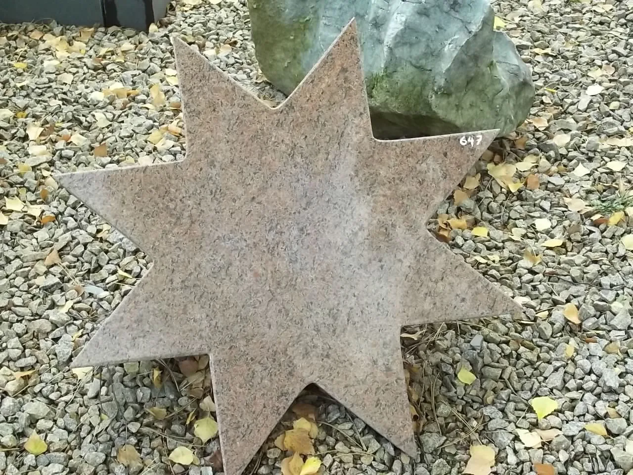 647