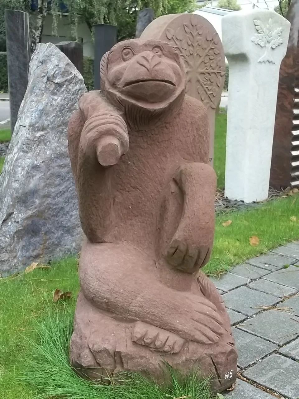 665